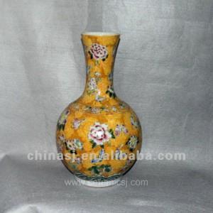 Antique hand painted Porcelain Vase RYUY02