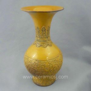 Qianlong yellow glazed carved floral ceramic vase WRYRA01