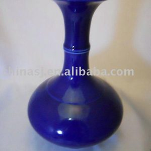 Blue glazed porcelain vase WRYDM02