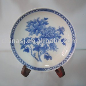 Handmade blue and white porcelain plate WRYAS61