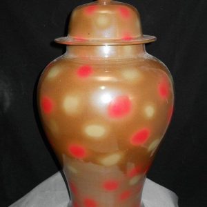 WRYKB51 Chinese temple jar with spot design