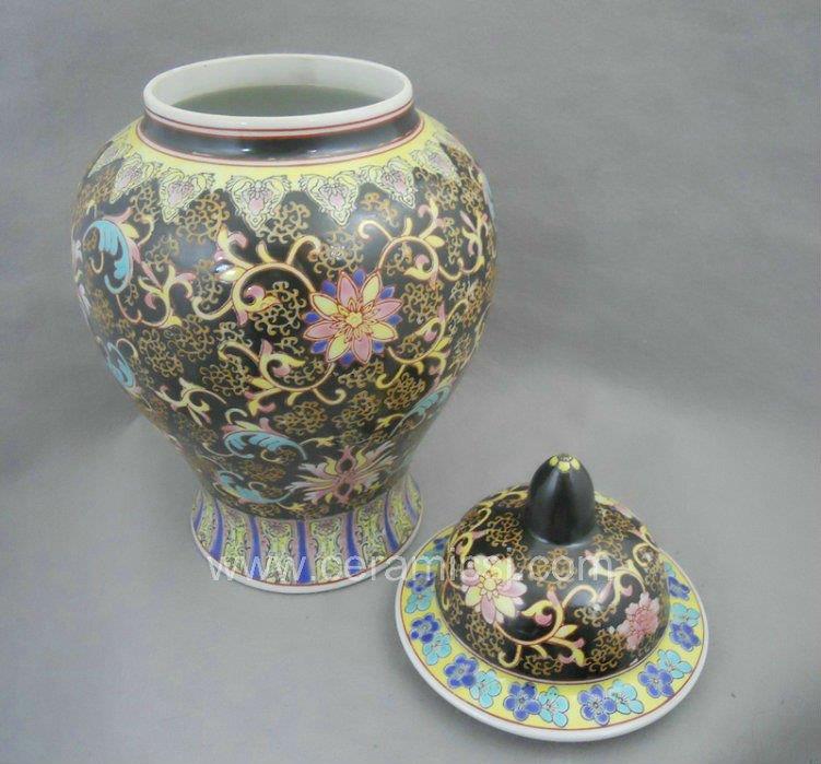 Qing Dynasty black Famille rose Ceramic ginger jar WRYRI01
