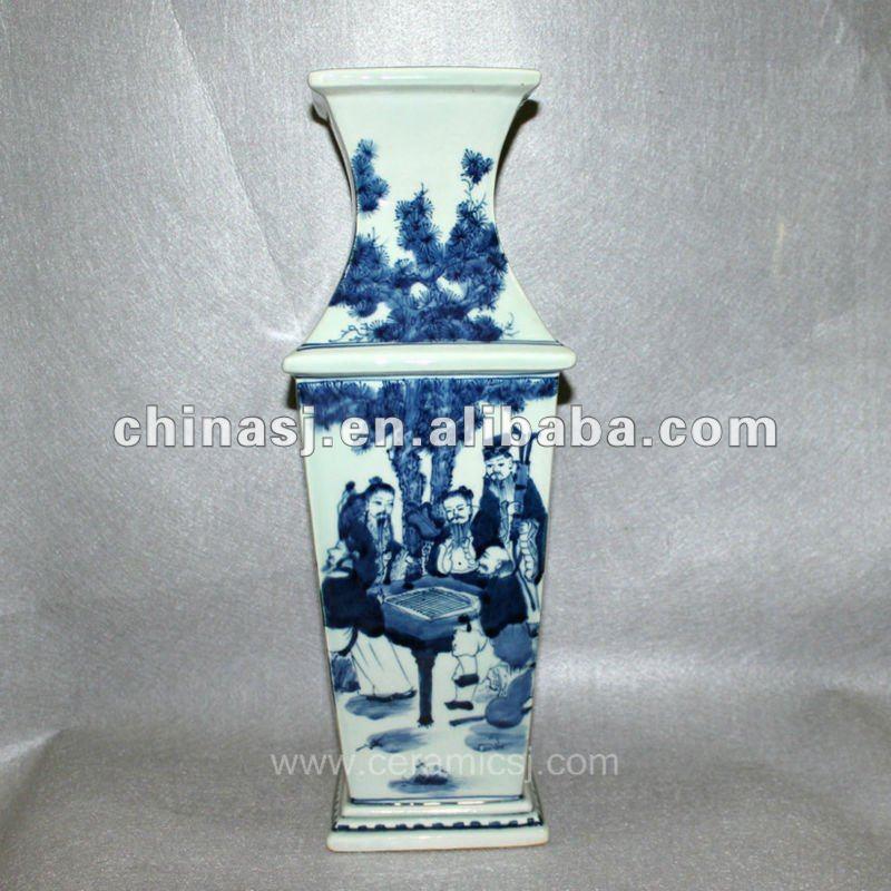 RYUK02 Blue and white square porcelain Vase