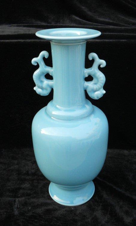 WRYKX08 Oriental blue celadon porcelain vase 