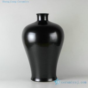 RYNQ171 20" Black ceramic vases