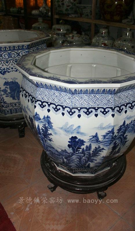 Chinese Blue White Ceramic Planter RYUZ05