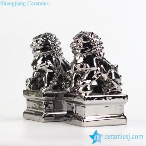 RYXP21-L Pair of silver ceramic lion figurine