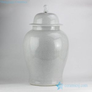 RYNQ203-A small crackle glaze vintage ceramic ginger jar with foo dog knob