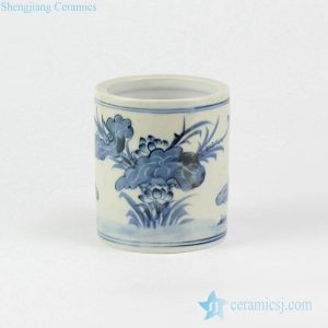 RZIQ01-C Blue and white hand paint banquet lotus pattern ceramic small vase