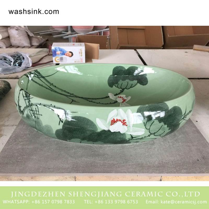 Hand painted lotus pattern  shallow porcelain bathroom sink units for building