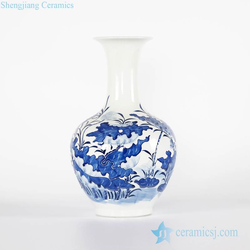 Blue and white lotus pond pattern relief Jingdezhen Shengjiang ceramic hot sell globular vase