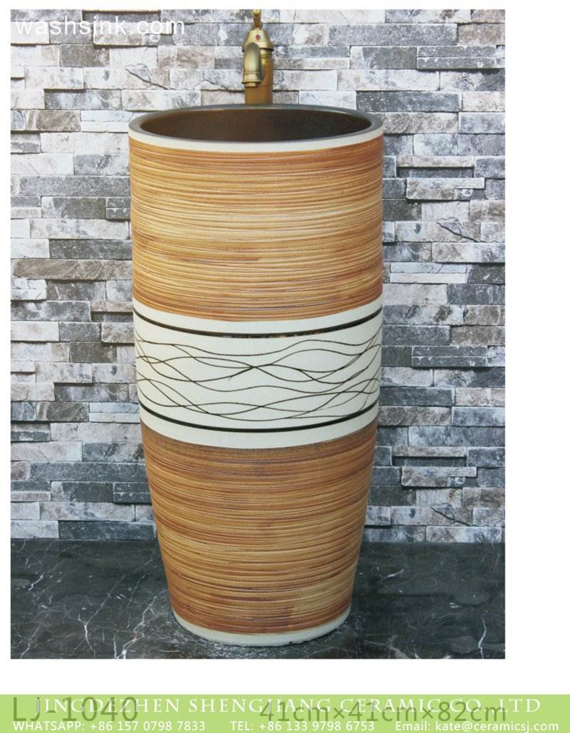 wood stripe and white color basin