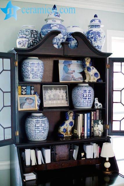 blue and white jar decorating cabinet for selling
