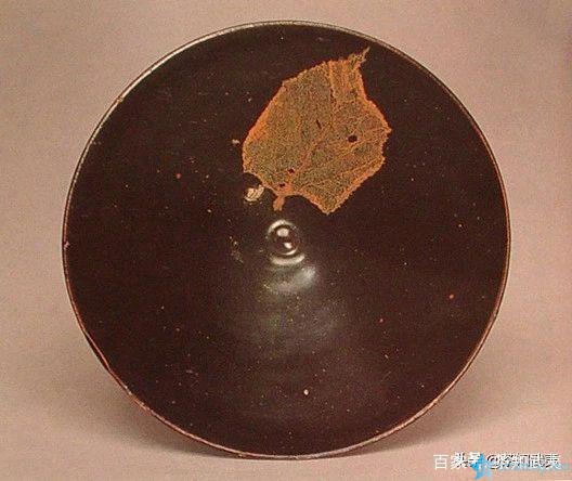 antique tea leaf ceramic cup