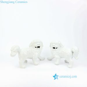 RZKC01-B Porcelain all white ceramic lion figurine