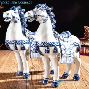 RZGB20 Hand carft blue and white horse figurine