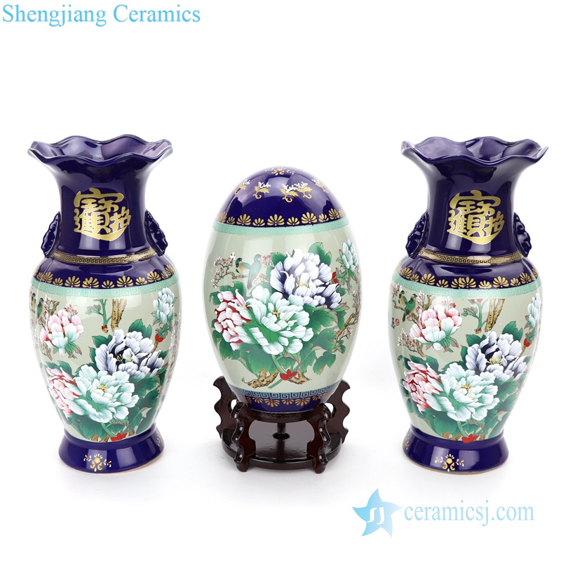 display cerami with flower design vase