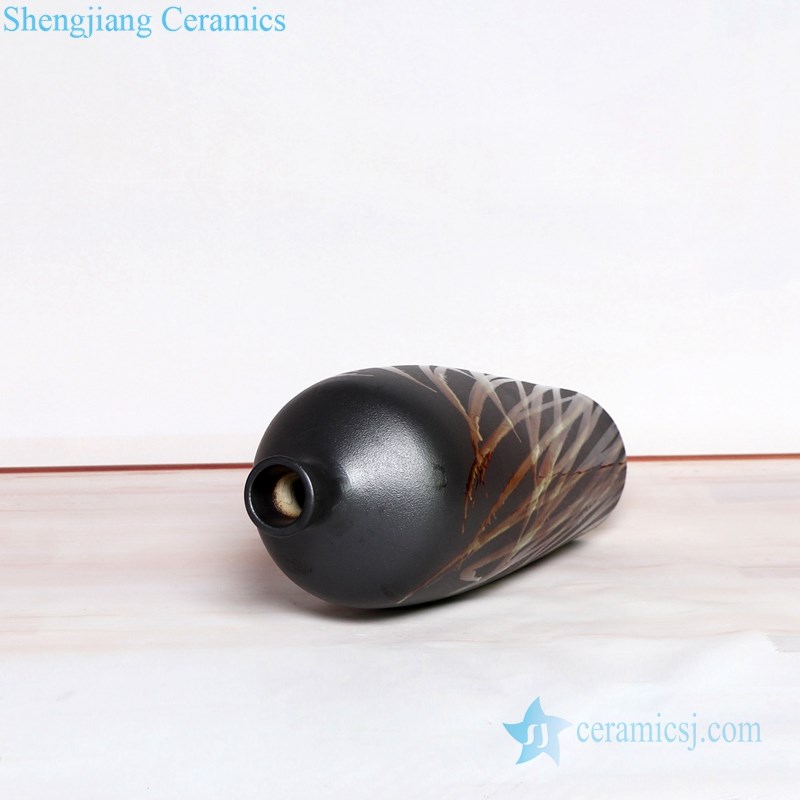 plain color carving ceramic vase