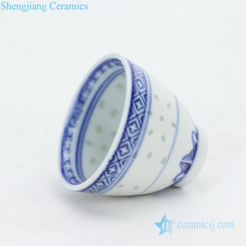 blue and white tea cup