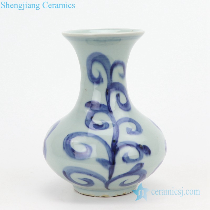 Rococo pattern ceramic vase