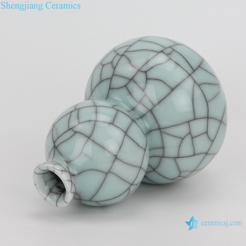 Longquan celadon vase  chinese vase
