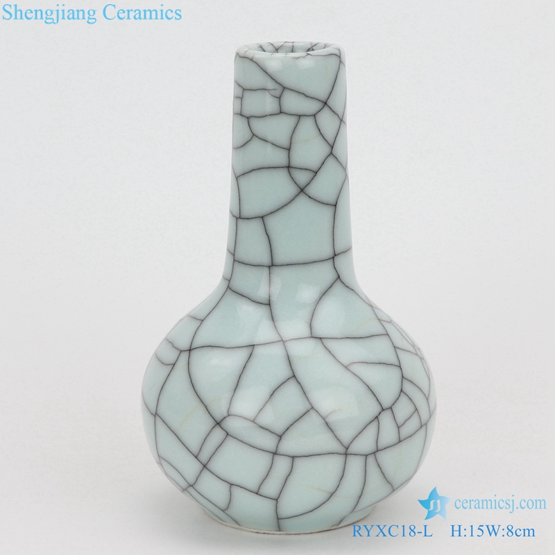  Shengjiang geyao crack glaze wire grain small vase