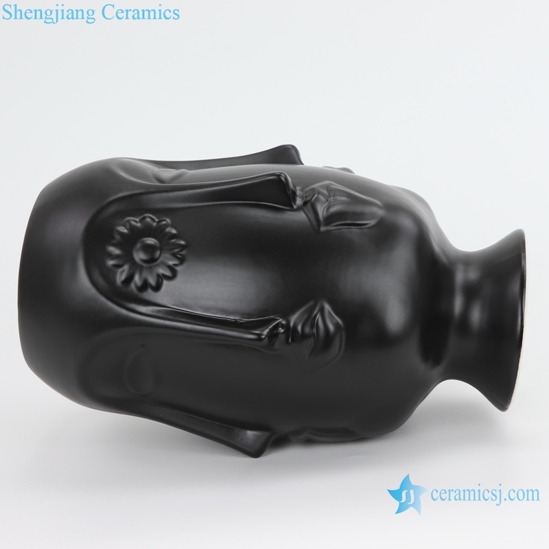 Shengjiang matte porcelain vase with six faces 