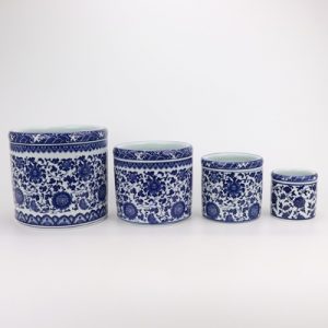 RZNV20-A-B-C-D Traditional blue and white porcelain porcelain blue and white lotus pattern round pen container for daily use