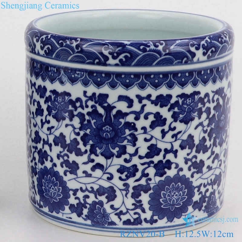 Traditional blue and white porcelain pen container 