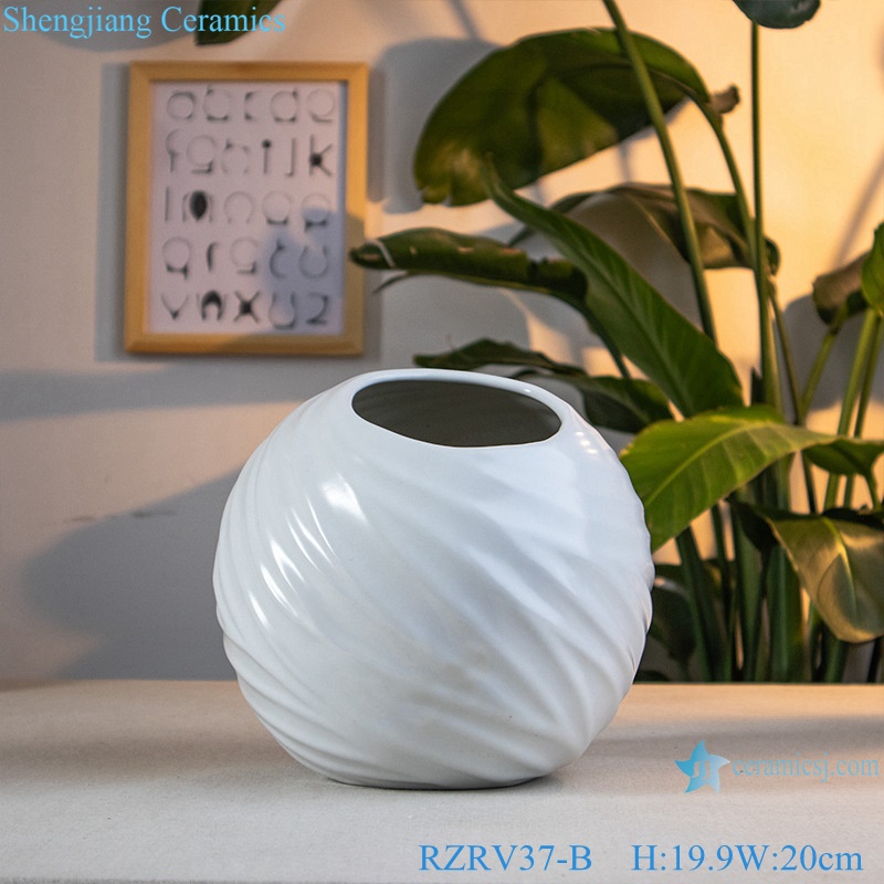 Creative arrangement of spherical ceramic vase RZRV37-B