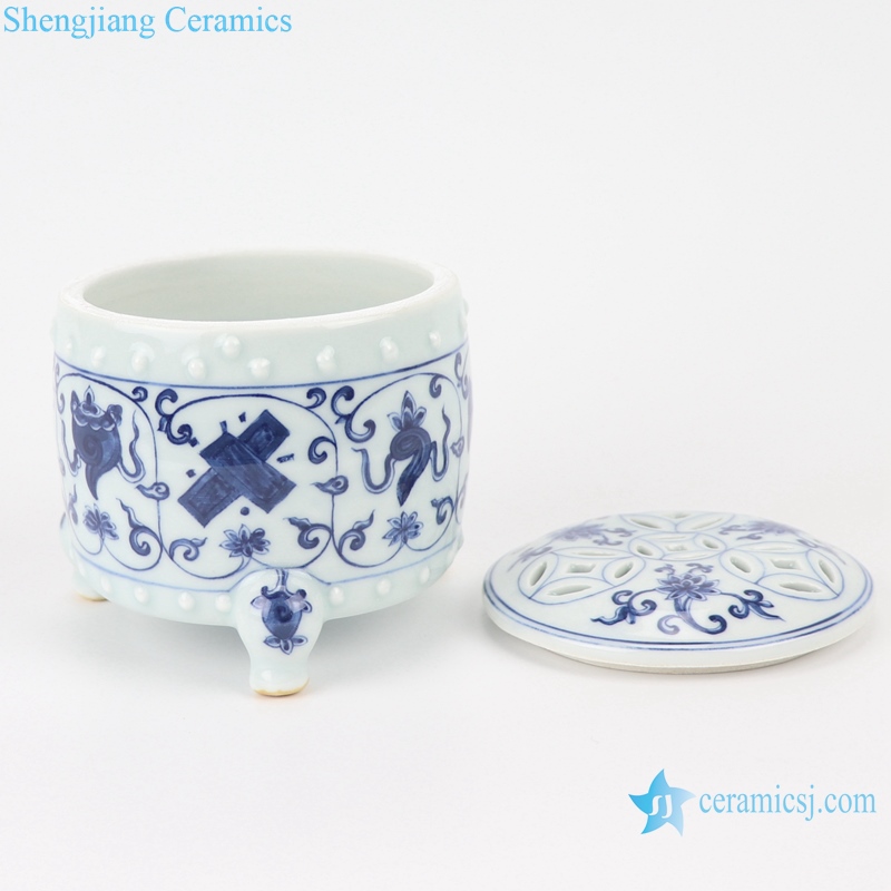 RZSA08 Chinese handmade Blue and white pattern hollow hole ceramic pot