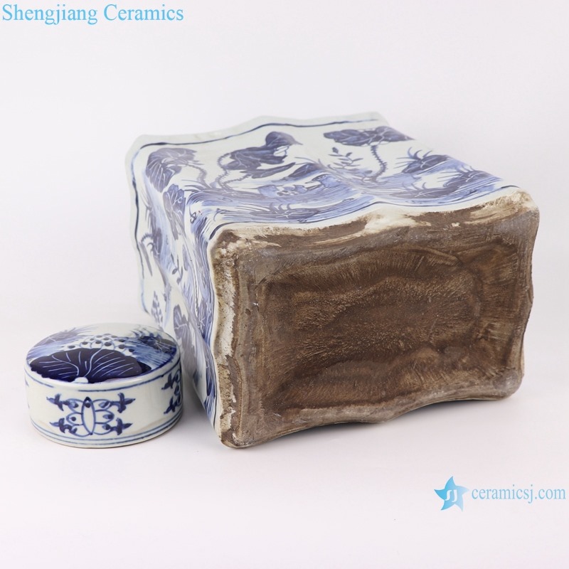 RZKJ02-B Jingdezhen handmade blue and white fish and grass pattern decorative pot