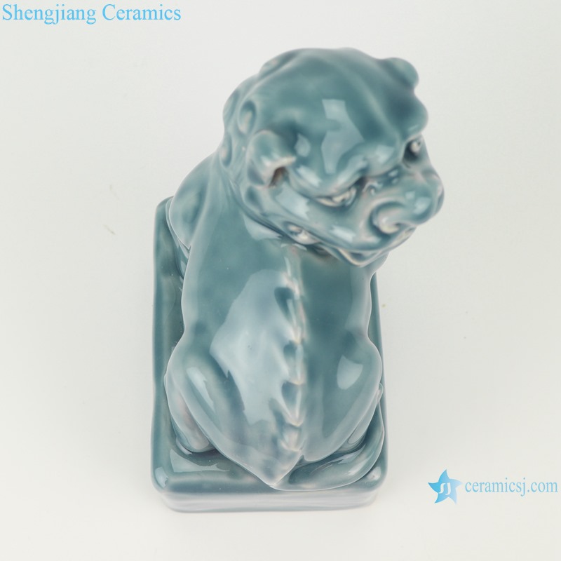 Color glaze shadow blue carved poodle figurines decoration