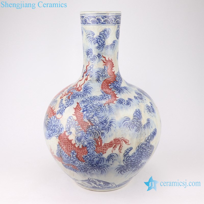 Blue and white dragon design vases decoration display
