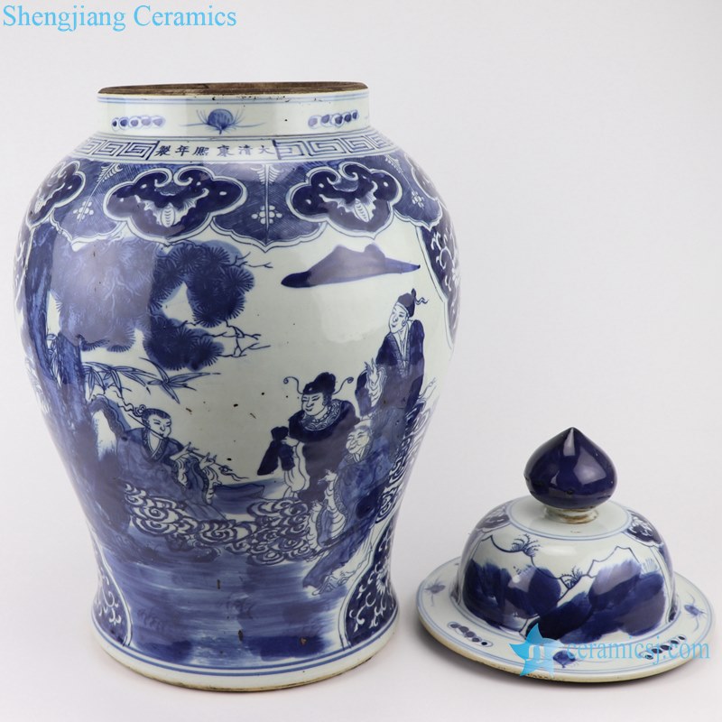 Blue and white handmade general pot of figure design