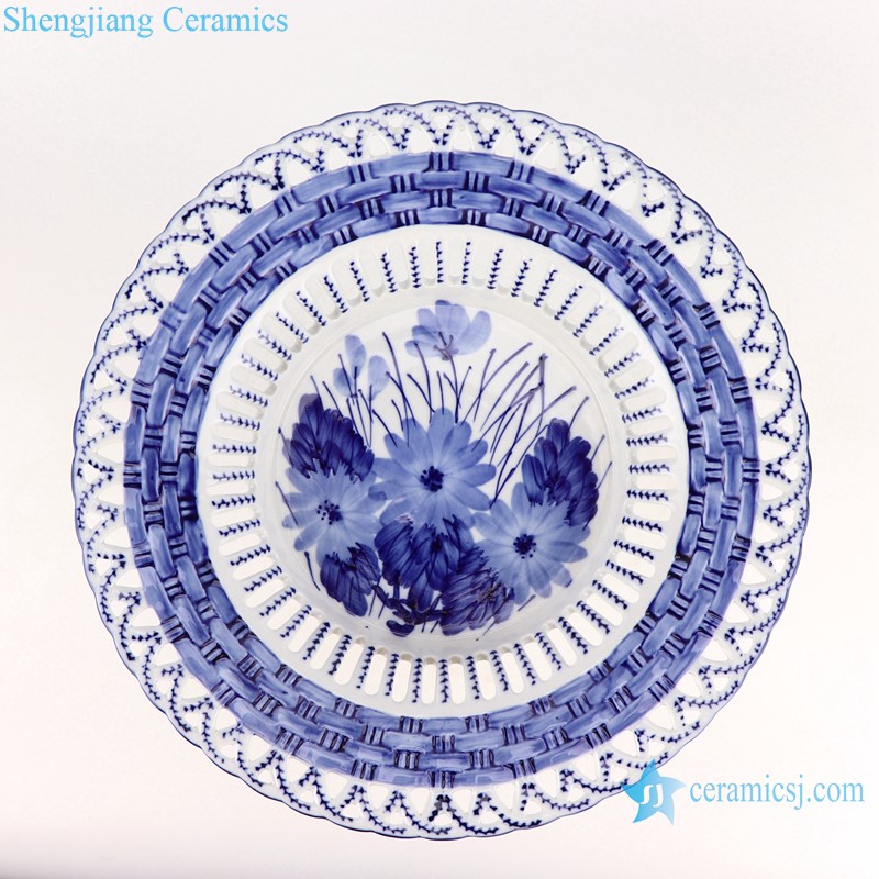 RYFC26-L-S Blue and White Hollow out Ceramic wedding dessert Plate with high stand