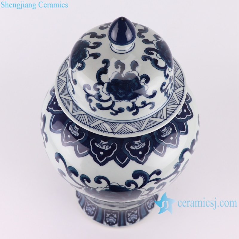 Porcelain Blue and white Twisted Flower Round shape Ceramic General Pot Temple Ginger Jars
