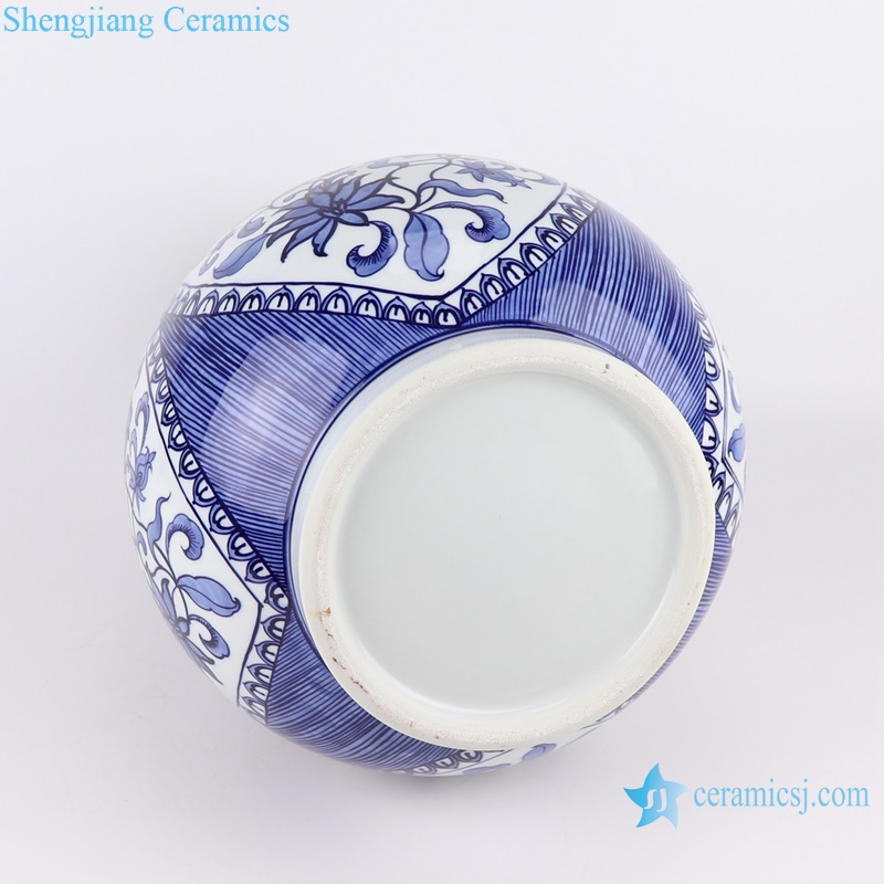 RZFQ33 Jingdezhen Blue and White Porcelain Open Window Flower design Ceramic Bucket Shape Vase