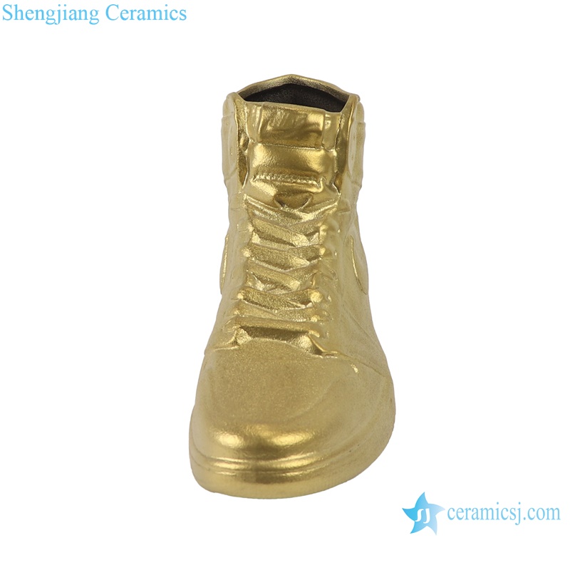 RZQU09-10 sports elements ornament ceramic shoes