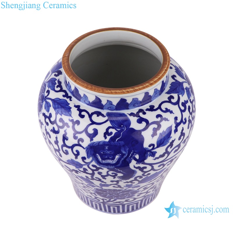 RZUL08-A Blue and White Porcelain Twisted Design Peony Flowers Lion Pattern Ceramic Pot Vase