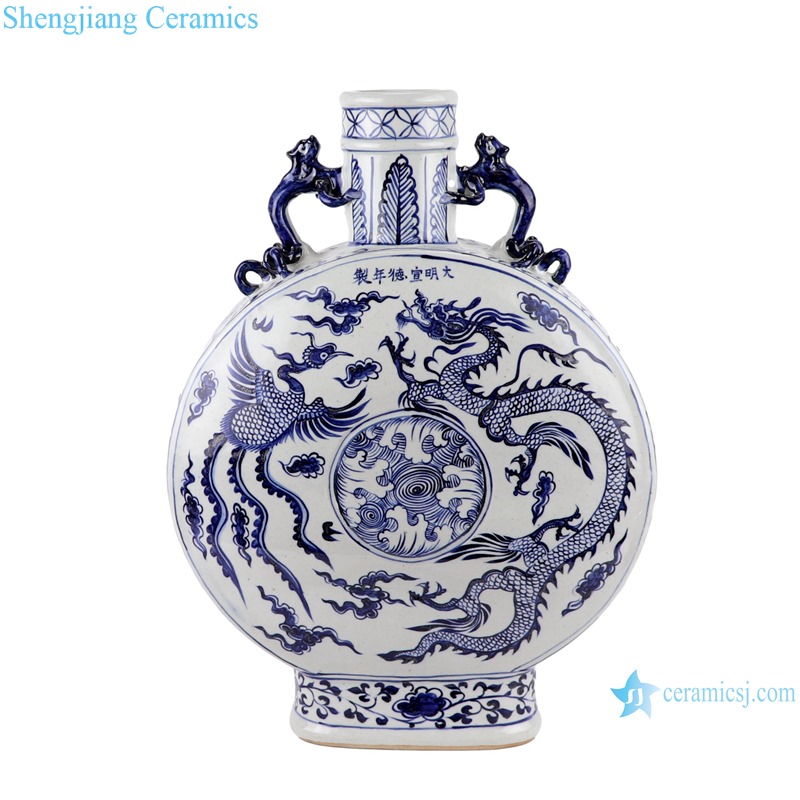 RZKR40 Jingdezhen Antique blue and white dragon and phoenix chengxiang ceramic hold the moon bottle