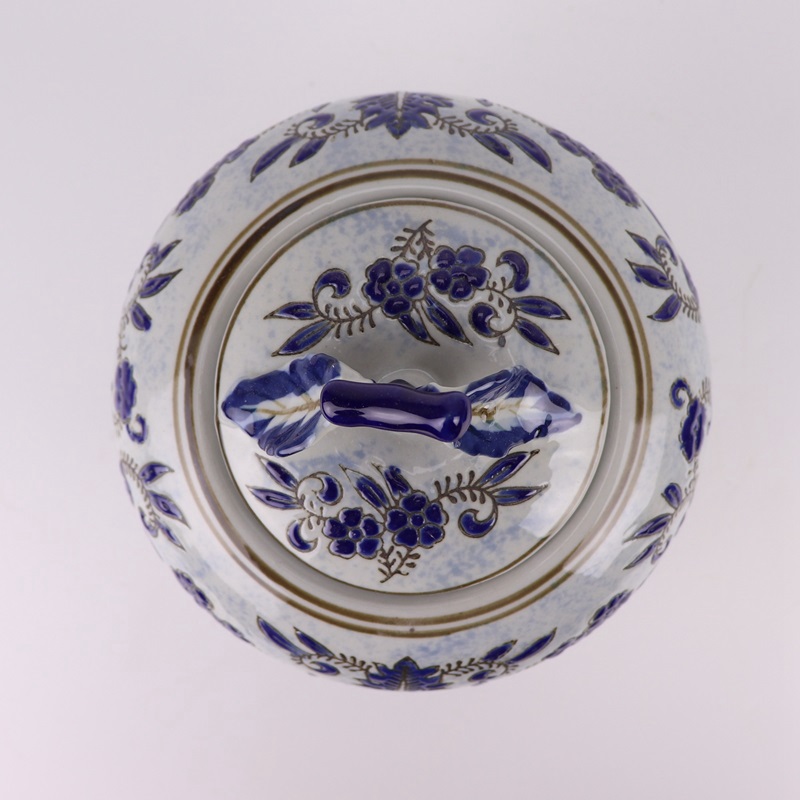 RXAE-FL16 Jingdezhen Porcelain Under glazed Twisted flower Apple shape Ceramic Jars  Pot