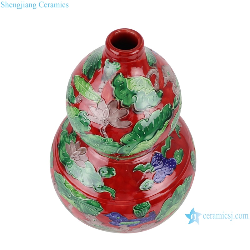 RXAJ05 Carved Mandarin ducks playing Red Color Glazed Lotus design Ceramic Gourd shape Vase