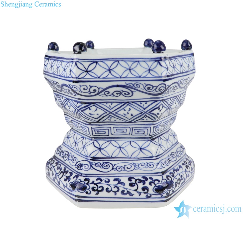 RZKR50 blue and white hand painted fish and alga pattern three-piece porcelain pagoda