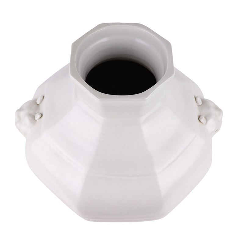 RZPI70 Porcelain White Glazed Iregular Octahedral shape Ceramic Pot Vase Decoration with Lion head