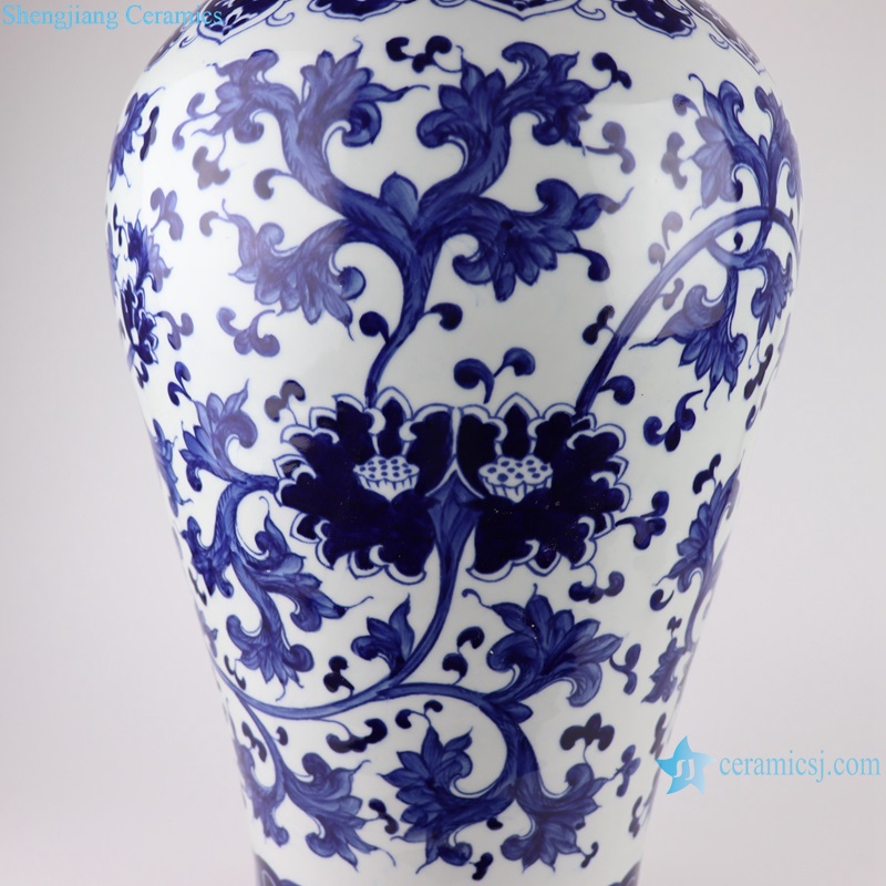 RXAL05/RXAL07/RXAL09 Blue and White Porcelain Jingdezhen Twisted flowers Design Wax gourd Plum Vase