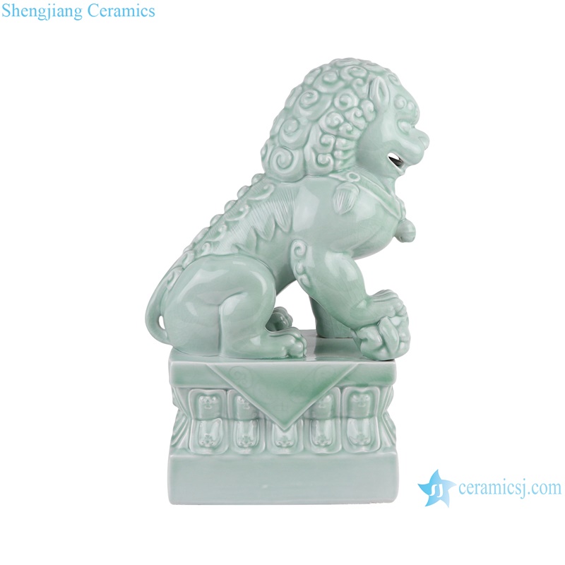Jingdezhen Pea green color Glazed Sitting lion Poodle Dog Ceramic Statue decoration