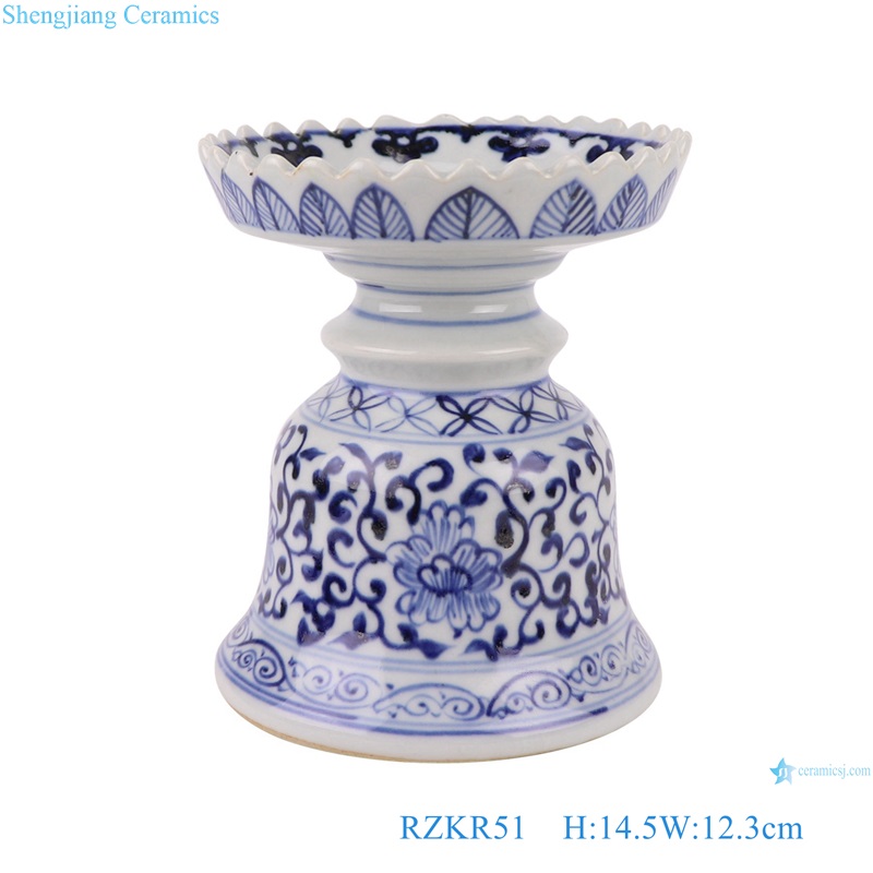 Blue and white porcelain candlestick Lotus Twisted flower pattern Candle Holder 
