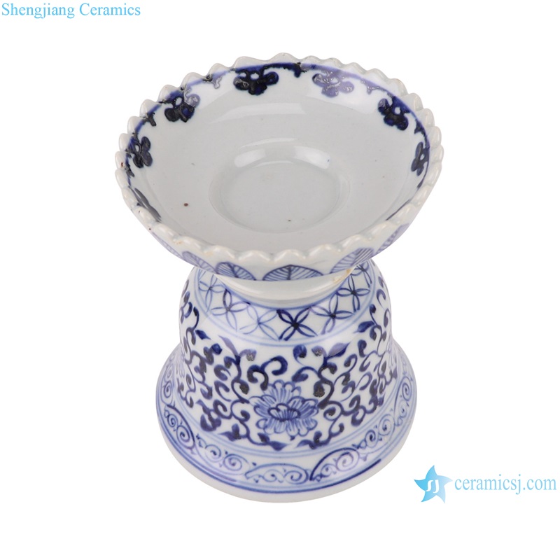 RZKR51 Blue and white porcelain candlestick Lotus Twisted flower pattern Candle Holder