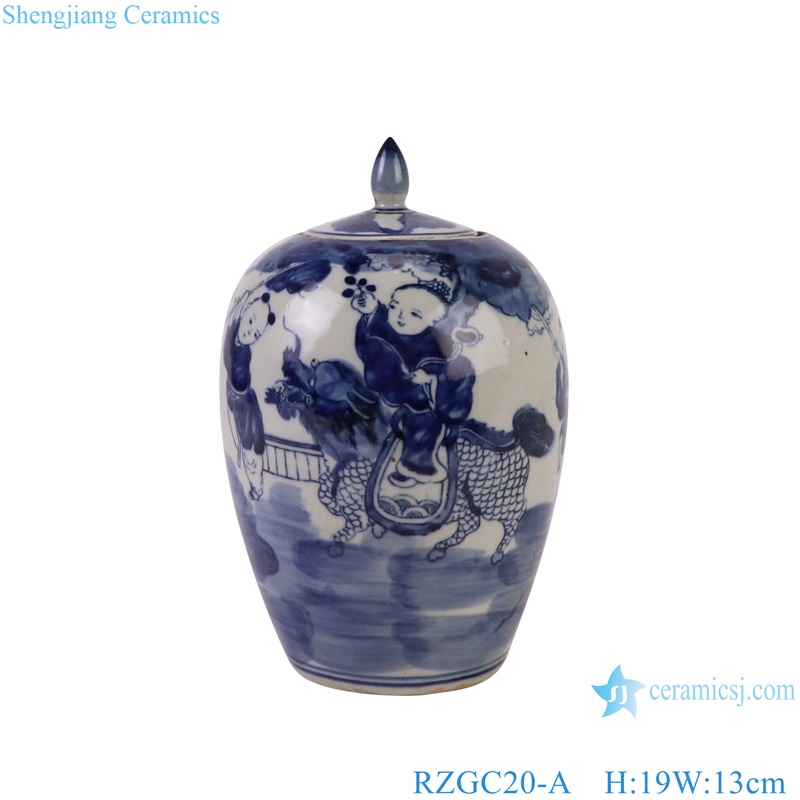 RZGC20-A Jingdezhen Blue and White kylin and figure pattern wax gourd shape jar with lid